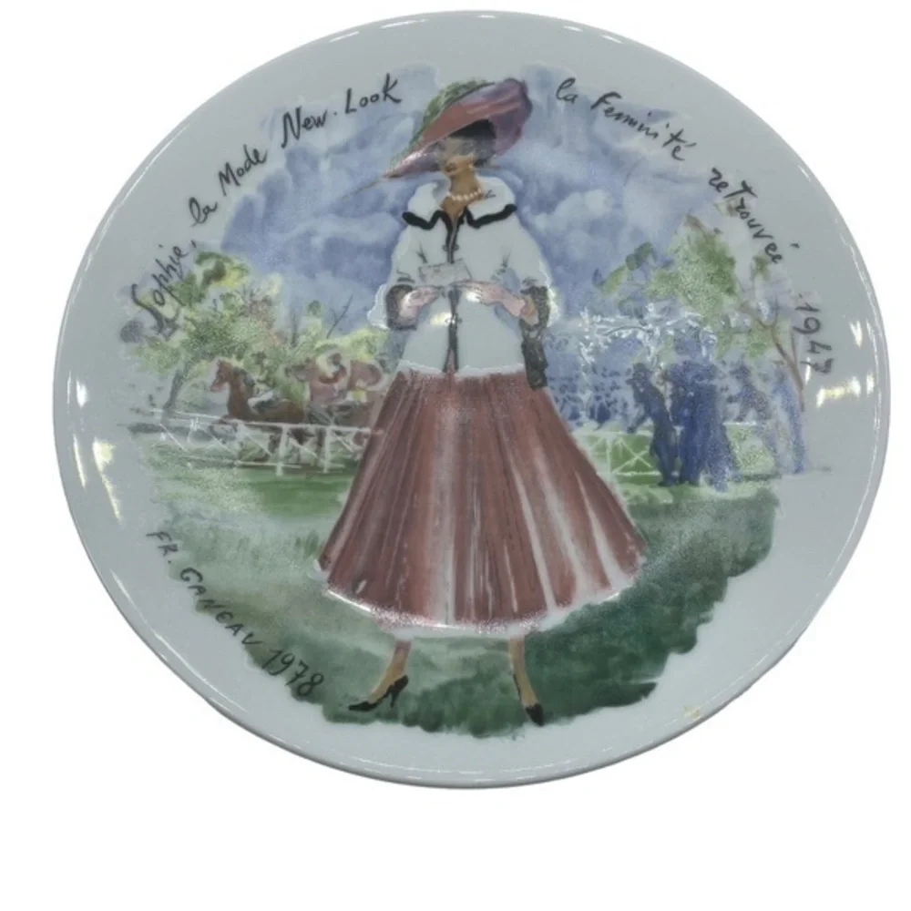 Vintage Limoges Sophia La Mode New Look 1967 Plate